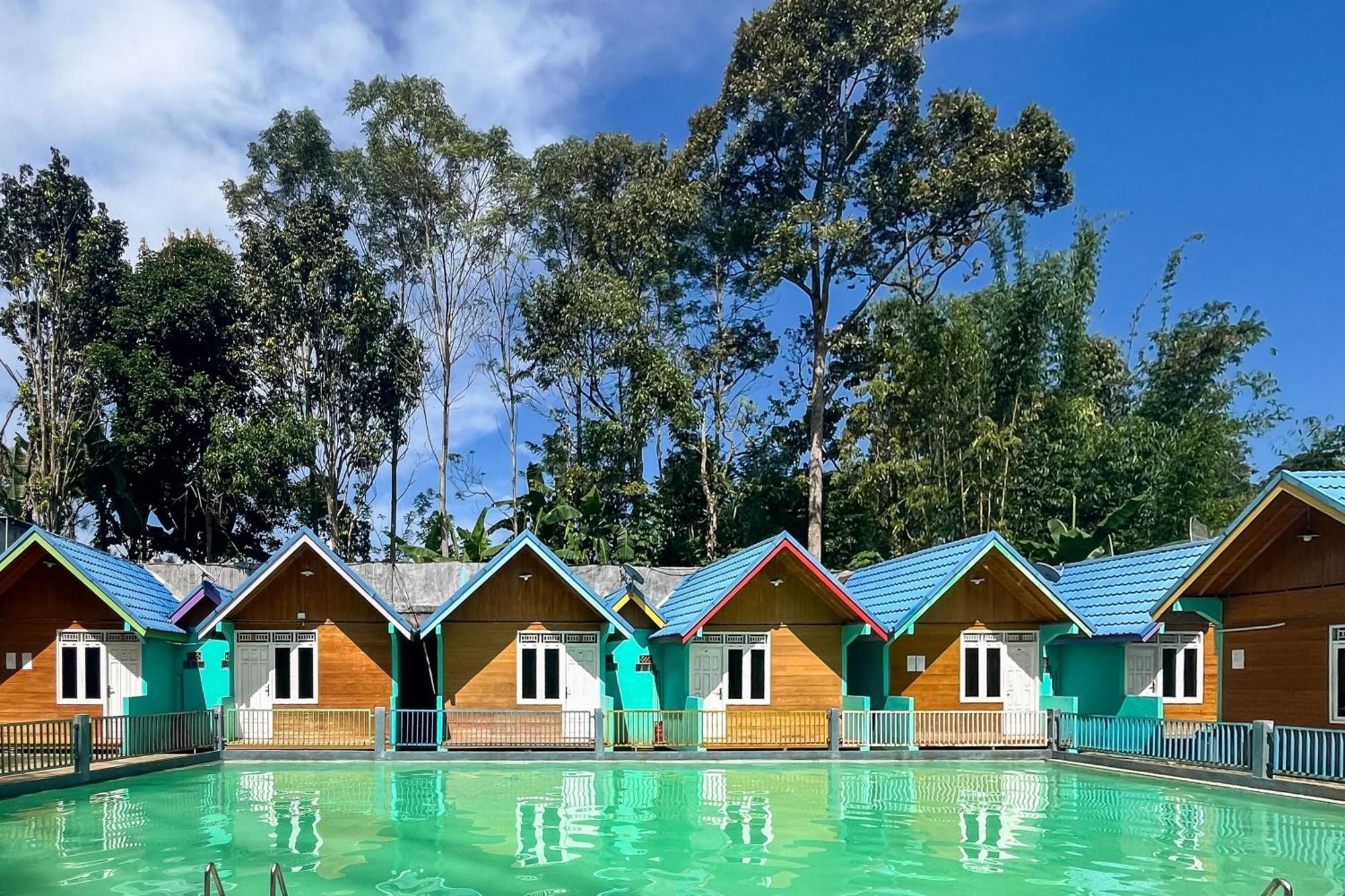 Reddoorz At Villa Waterfun Favour Pagar Alam Pagaralam Exterior photo